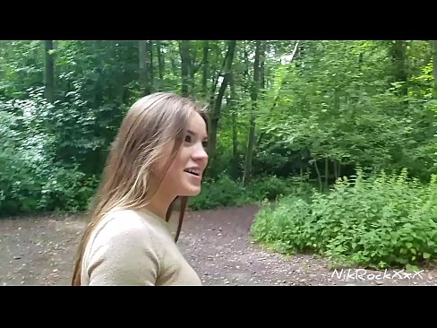 ❤️ Suxerinlle a Evelina que fodemos nun lugar público! Ela dixo que si. Entón fodiuna no cu e corme na súa boca. Entón ela cabreouse. Porno en nós ☑