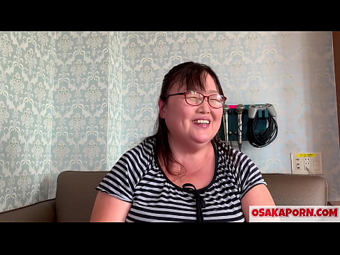 ❤️ A gorda nai xaponesa mostra as súas enormes tetas e goza dun xoguete sexual. Unha nai asiática de 51 anos fala da súa experiencia sexual. Yukiko 1 OSAKAPORN milf gorda Porno en nós ☑